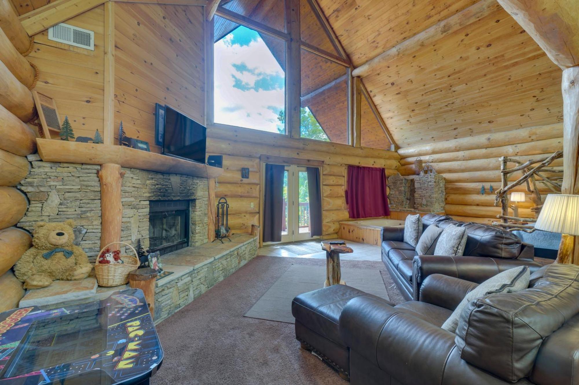 Gatlinburg Cabin With Hot Tub About 11 Miles To Downtown Екстериор снимка