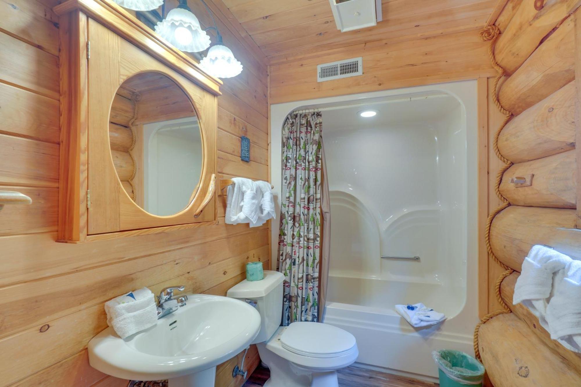Gatlinburg Cabin With Hot Tub About 11 Miles To Downtown Екстериор снимка